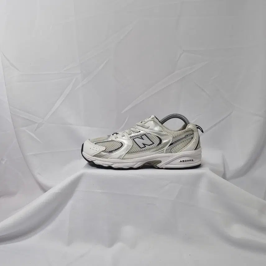 [BUNJANG] New Balance Kids 530 White Silver Sneakers Vintage / 빈티지하서 210 뉴발란스 키즈 530 화이트 실버 스니커즈