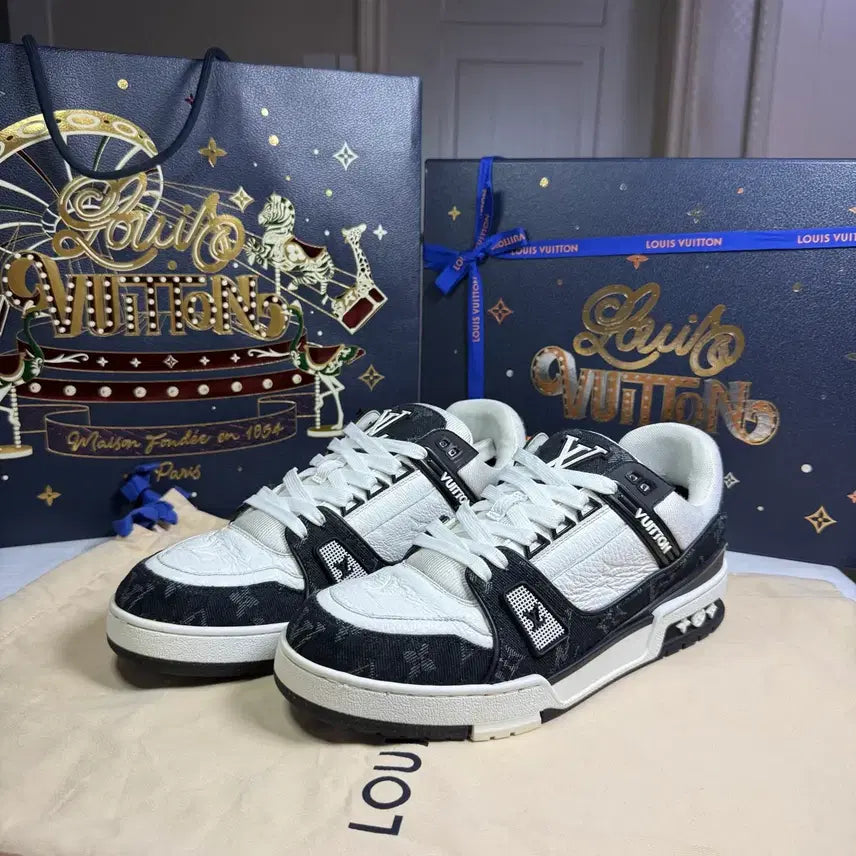[BUNJANG] Louis Vuitton LV Trainer Monogram Denim Black Sneakers (Size 6) / [6사이즈,24SS/풀구성]루이비통 LV 트레이너 모노그램 데님 블랙 스니커즈