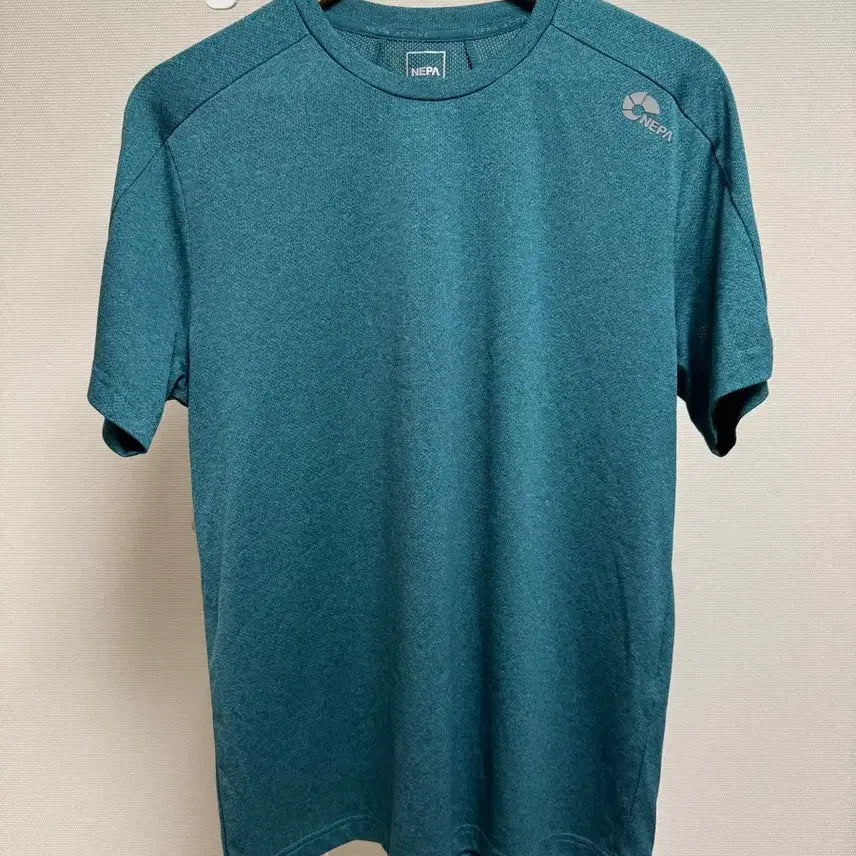 [BUNJANG] NEPA Functional Half-Sleeve T-Shirt Size 100 / 네파 기능성 반팔티셔츠 100사이즈