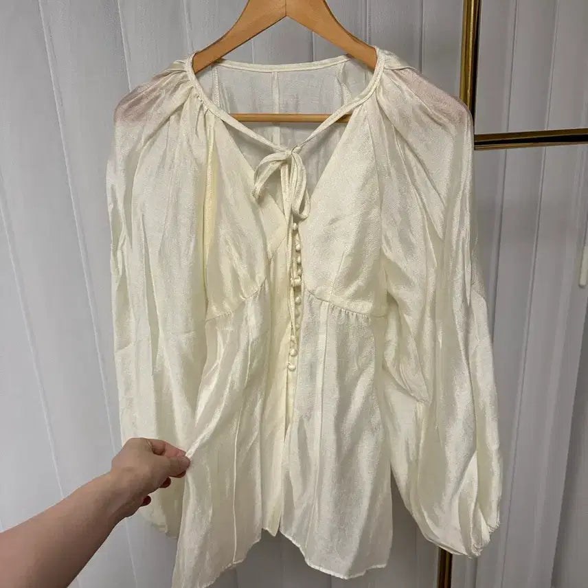 [BUNJANG] Sheer Shirring Blouse / 시스루 셔링 블라우스