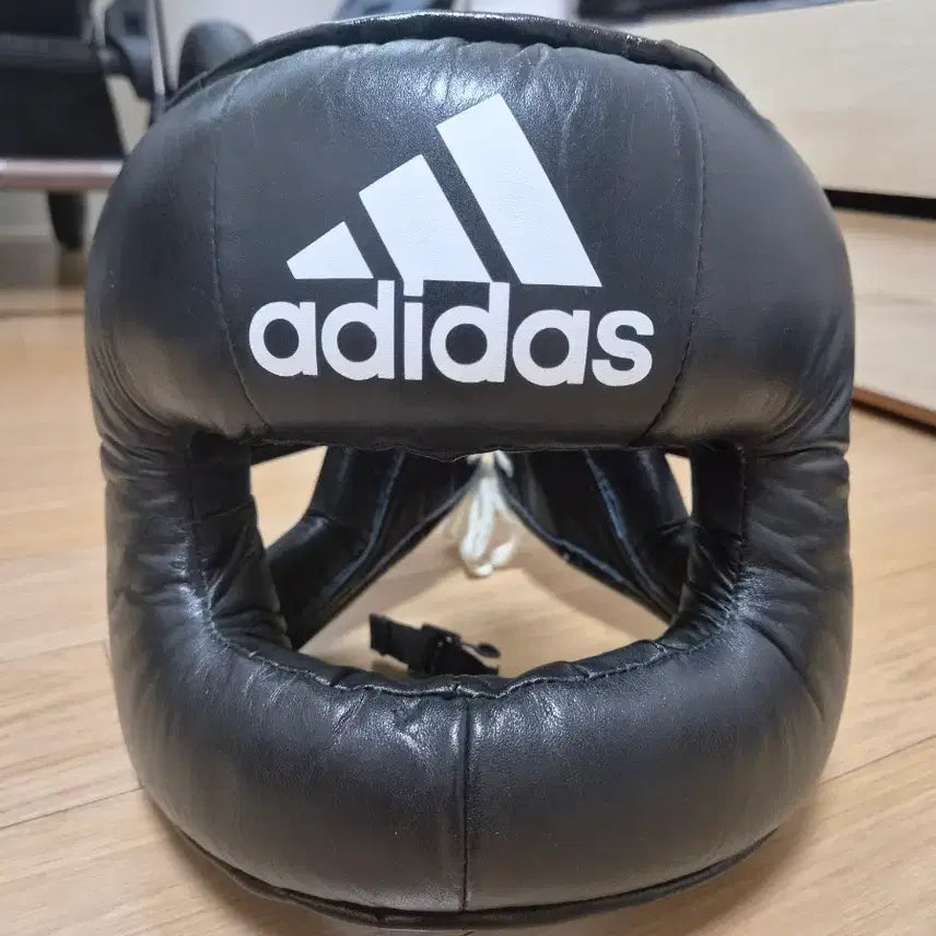 [BUNJANG] Adidas Coboho Headgear L Size / 아디쇼리 코보호 헤드기어 L사이즈