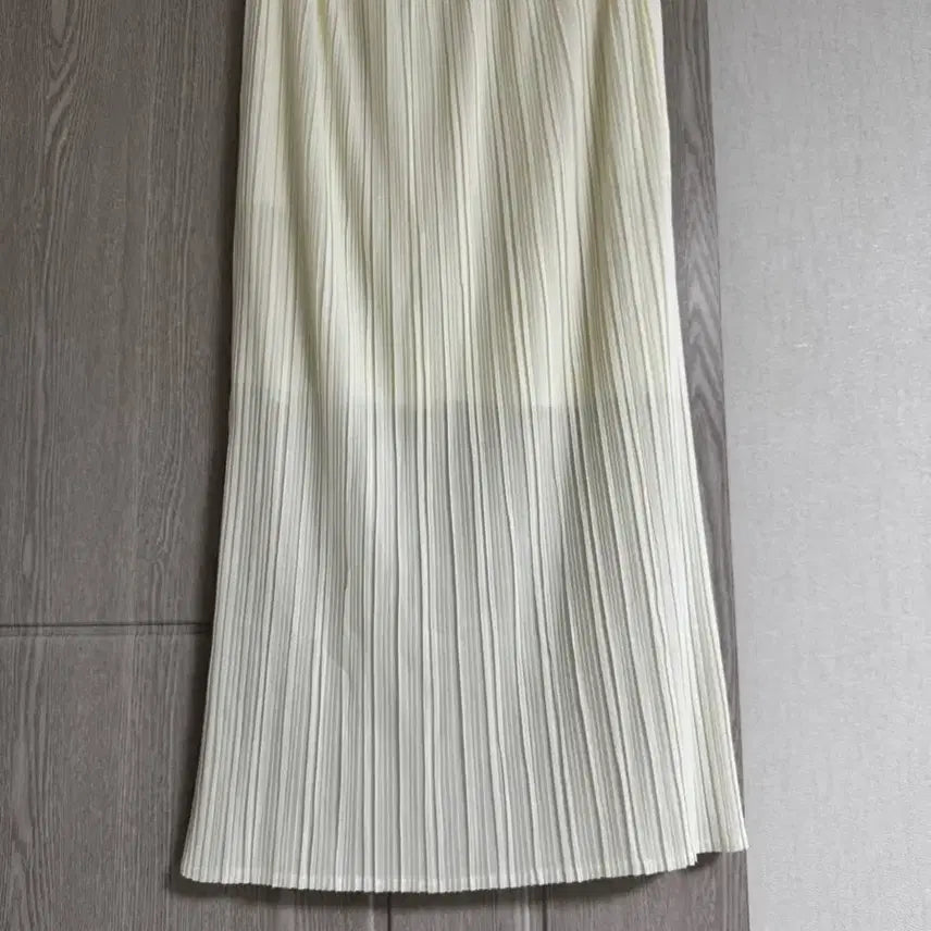[BUNJANG] Vanilla Cream Pleated Long Skirt / 플리츠 바닐라크림 롱 스커트
