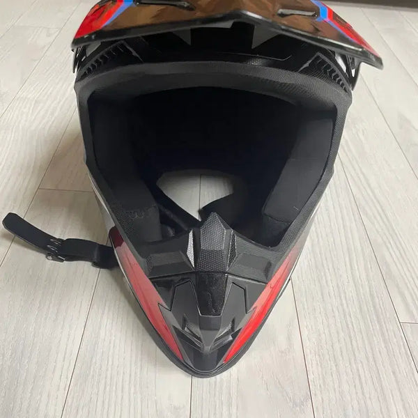 [BUNJANG] Professional Helmet & Neck Support Set / 새제품 헬멧 & 넥서포트 전문가용