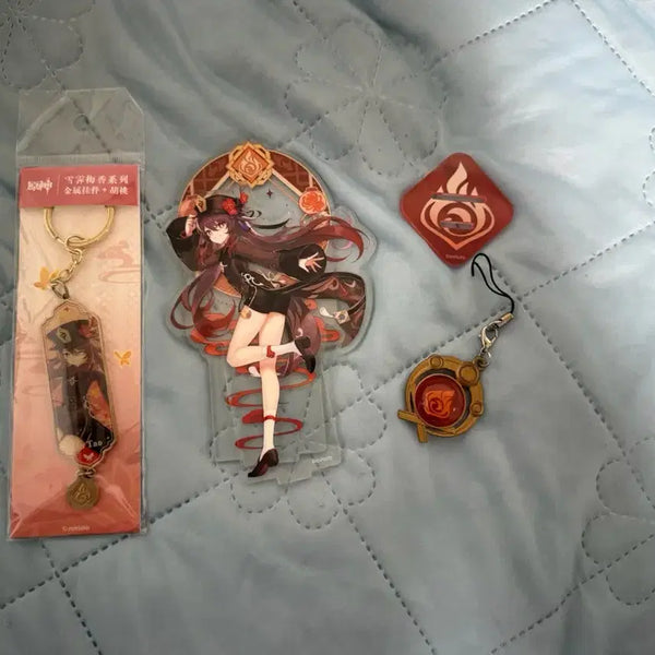 [BUNJANG] Genshin Impact Hu Tao Keychain + Acrylic Stand + Vision Keychain Set / [원신] 호두 키링+아크릴 스탠드+신의눈 키링