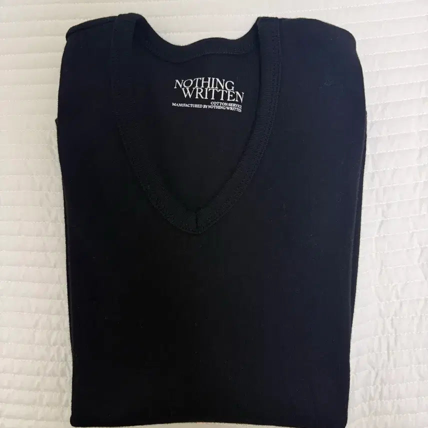[BUNJANG] Notthing Written 90s V-Neck Sleeveless Top Black / 낫띵리튼 90s v-neck sleeveless top 블랙