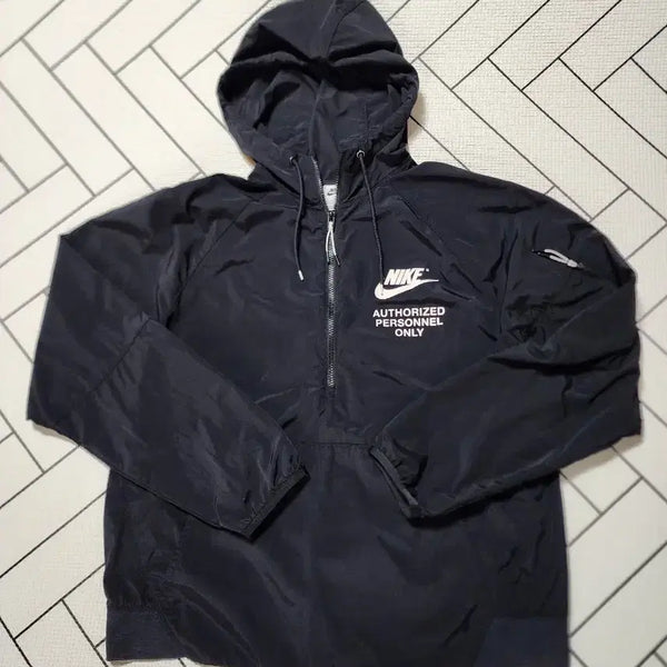 [BUNJANG] Nike Woven Unlined Anorak Windbreaker Size 100 / 나이키우븐언라인드아노락바람막이(100)