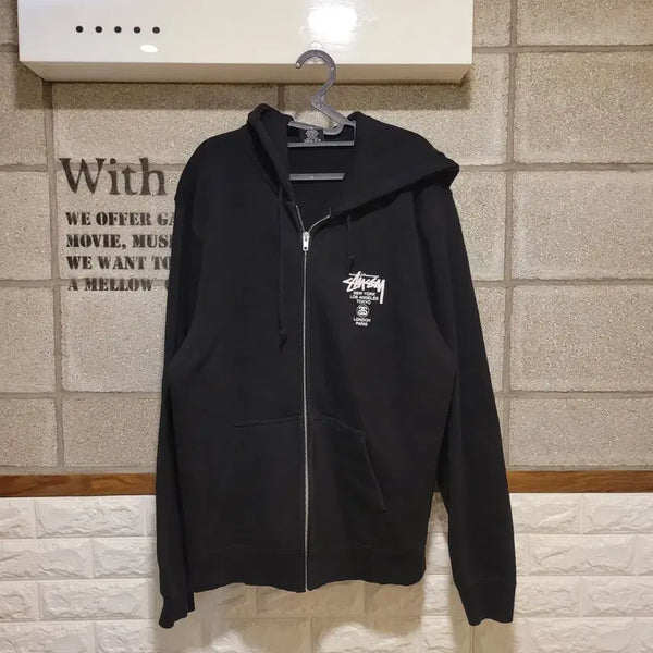 [BUNJANG] Stussy World Tour Hoodie / 스투시 월드투어 후드집업 M