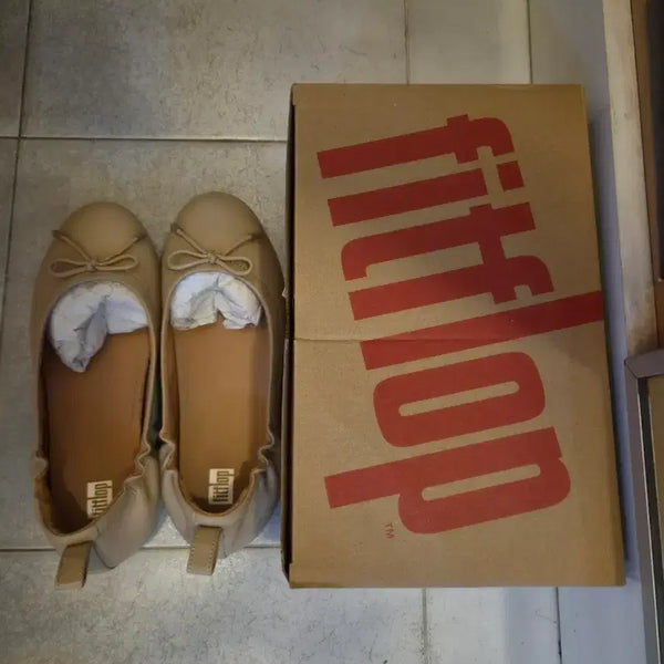 [BUNJANG] Fitflop Ballerina Flat Shoes, Light Beige / 핏플랍 발레 플랫 슈즈 연 베이지