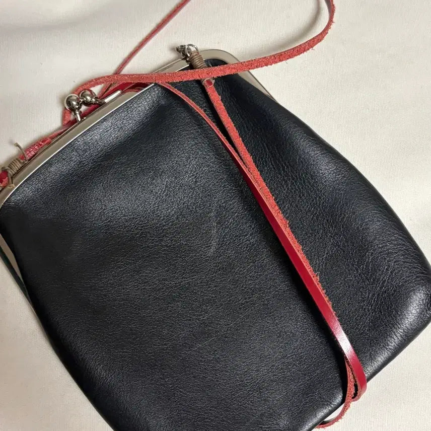 [BUNJANG] SOU.SOU Leather Gamaguchi Bag Black / 소우소우 가죽 가마구치백