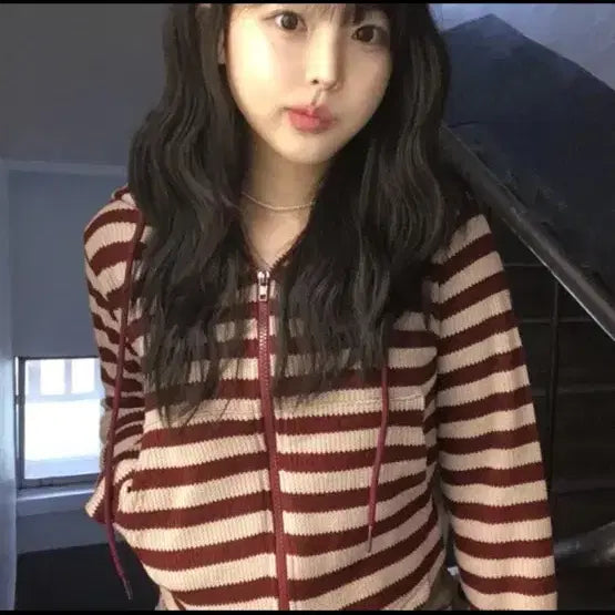 [BUNJANG] SOVMARKET Striped Knit Zip-Up Hoodie / 소브마켓 마일드 후드 스트라이프 니트 집업
