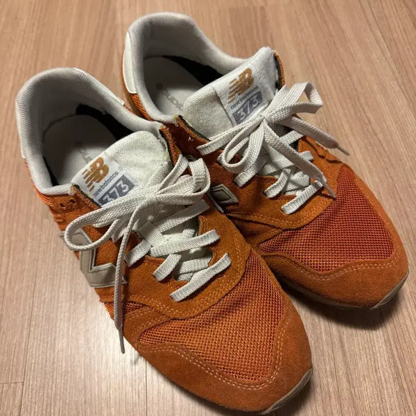 [BUNJANG] New Balance 373 Orange Suede Sneakers 280 / 뉴발란스 373 오렌지 스웨이드 280