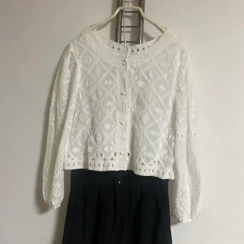 [BUNJANG] White Lace Blouse Jacket Size 66 / 화이트 레이스 블라우스 자켓 큰66