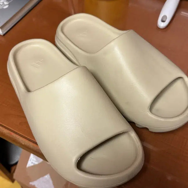 [BUNJANG] Adidas Yeezy Slide Bone 305 / 아디다스 이지 슬라이드 본 305