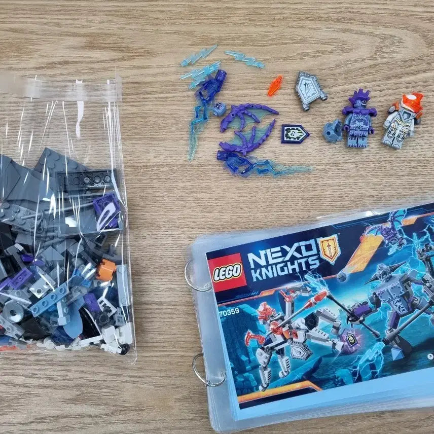 [BUNJANG] LEGO Nexo Knights 70359 Lance vs. Lightning / 레고 넥소나이츠 70359 랜스VS라이트닝