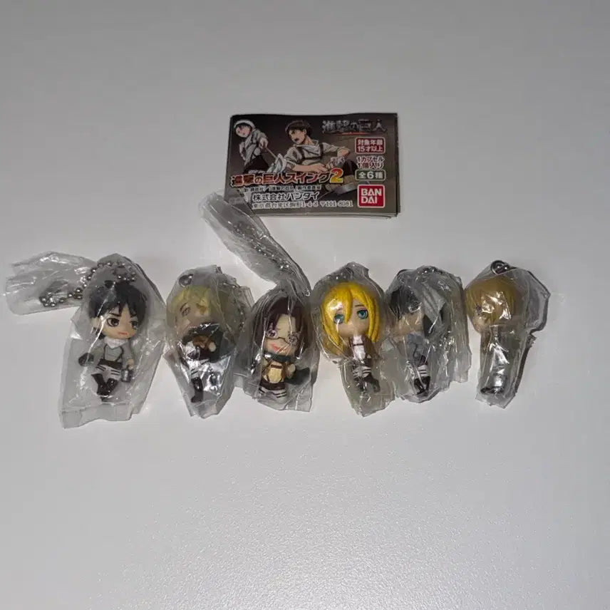 [BUNJANG] Attack on Titan Cleaning Mascot Gacha Bundle Set (Sealed) / [미개봉] 일괄 진격의거인 진격거 청소가챠 청소대롱스윙가챠