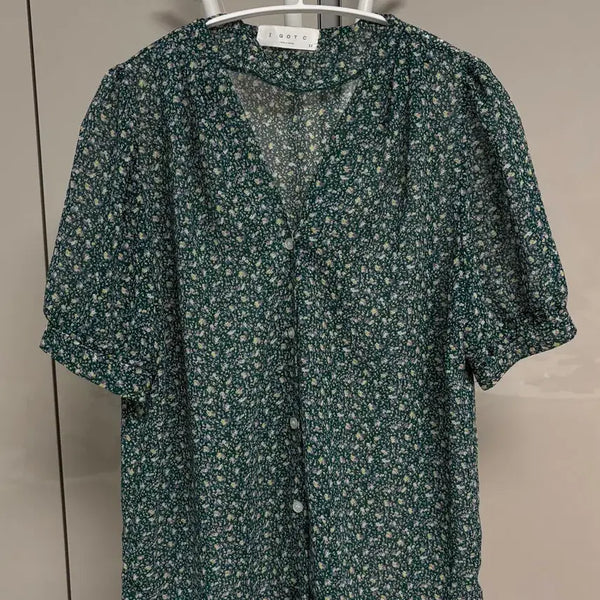 [BUNJANG] Green V-Neck Flower Short-Sleeve Blouse / 그린 브이넥 플라워 반팔 블라우스