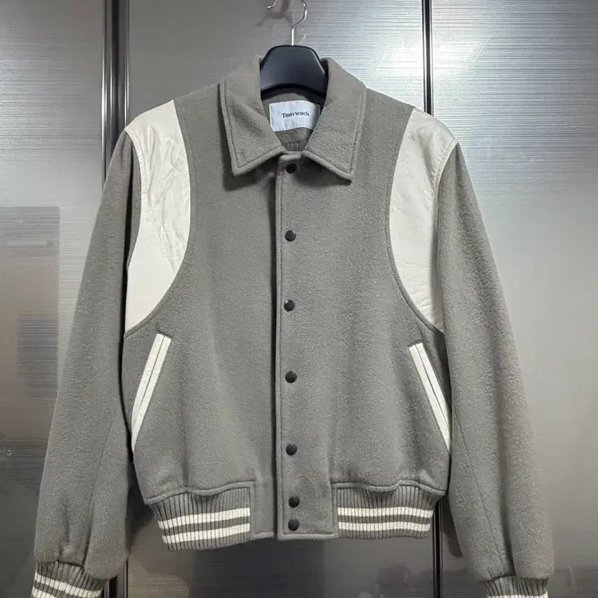 [BUNJANG] TONYWACK Wool Leather Color Block Varsity Jacket (Size M) / [A급] 토니웩(TONYWACK) 울 레더 배색 카라 바시티 자켓 (48/M사이즈)
