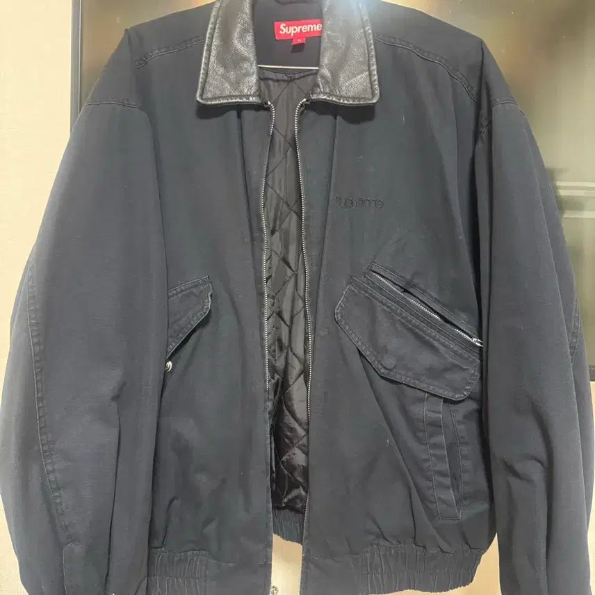 [BUNJANG] Supreme Leather Collar Utility Jacket Black FW24 M / 슈프림 레더 칼라 유틸리티 자켓 블랙 - 24FW M사이즈