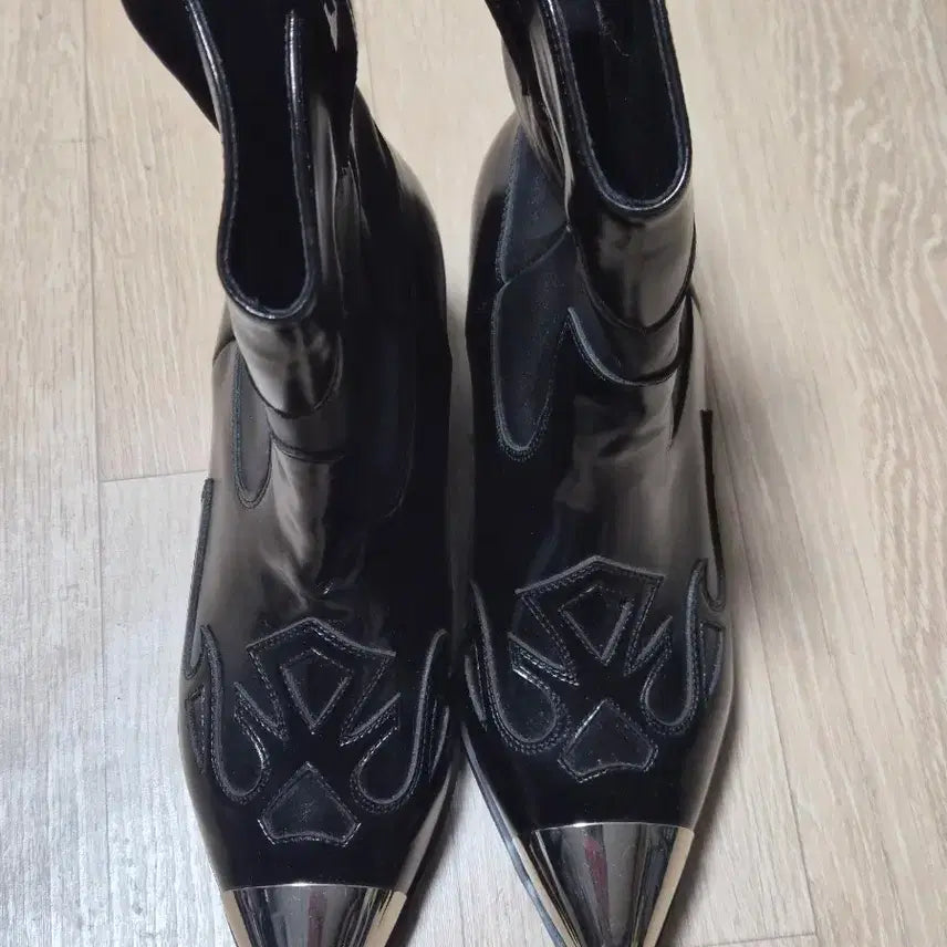 [BUNJANG] Gang Sisters Metal Western Boots / 강자매 메탈 웨스턴 부츠