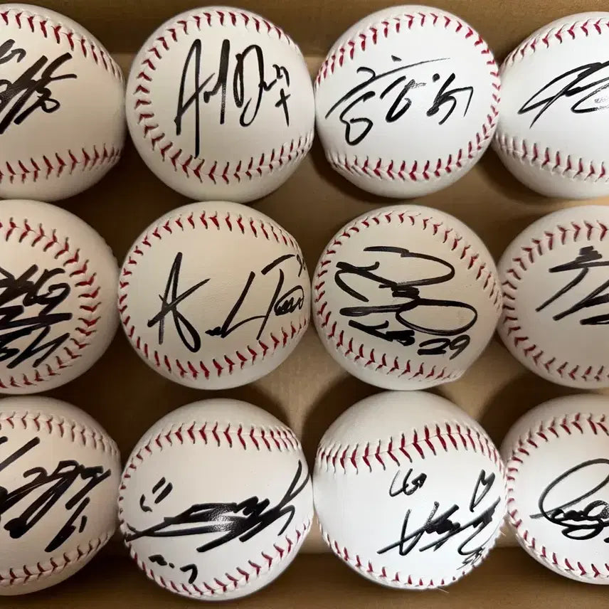 [BUNJANG] LG Twins Autographed Baseball / 엘지트윈스 친필 싸인볼