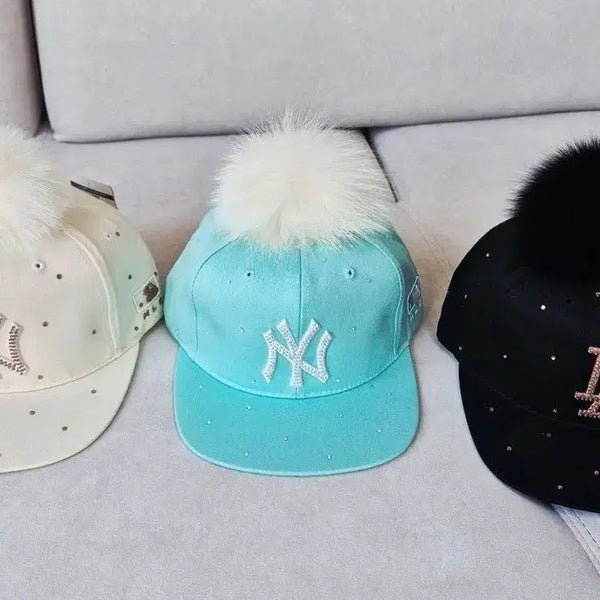[BUNJANG] MLB Kids Pom Pom Hat / 새상품)MLB키즈 털방울모자 팔아요~