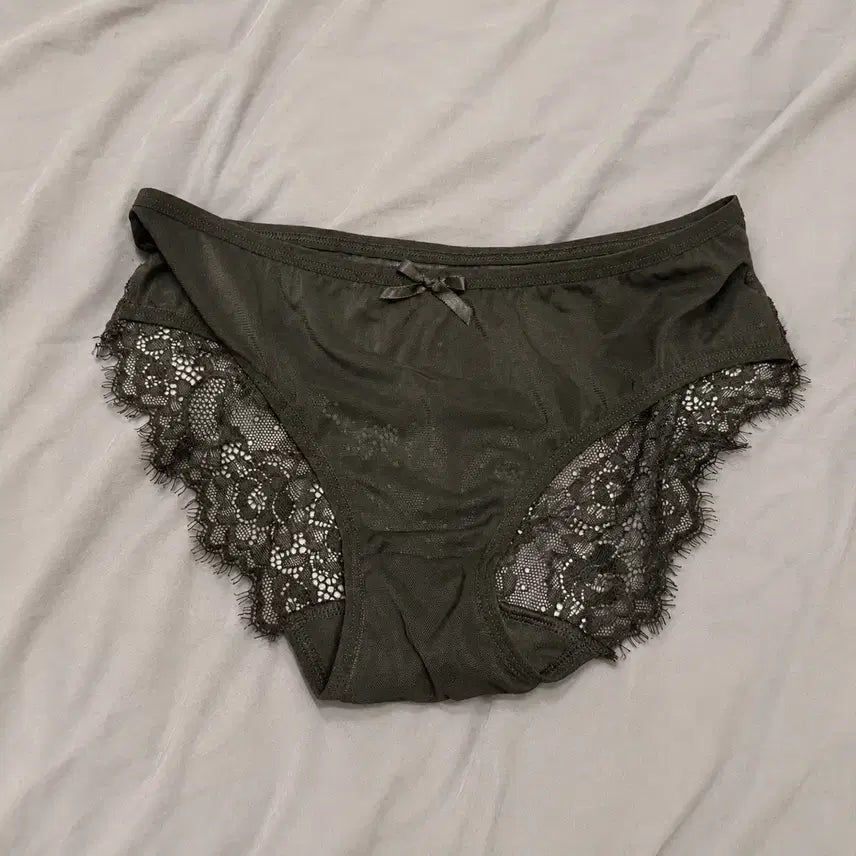 [BUNJANG] Women's Black Lace See-Through Panties (M) / 중고 레이스 블랙 시스루 여자 팬티 (Black) 여성