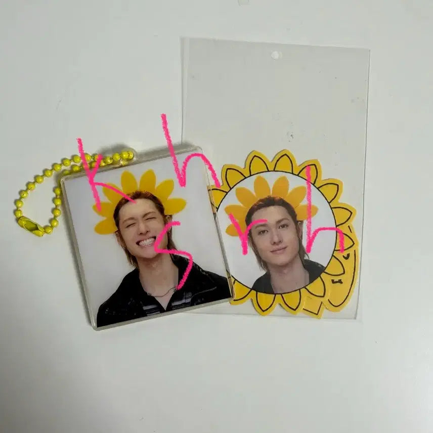 [BUNJANG] Dr. Martens Keyring & Sticker Set / 코르티스 마틴 키링,스티커