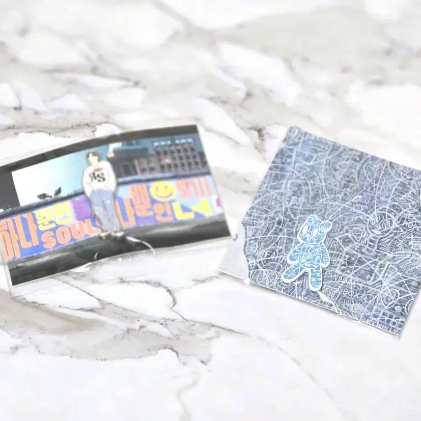 [BUNJANG] J-Hope Badge Bundle Set (Sealed) / 제이홉 뱃지 미개봉 새상품 일괄양도