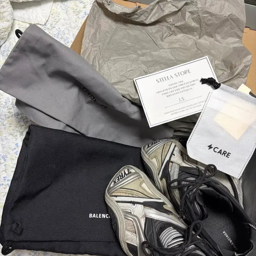 [BUNJANG] Balenciaga Tyrex 41 Silver Sneakers / 발렌시아가 타이렉스 41 실버