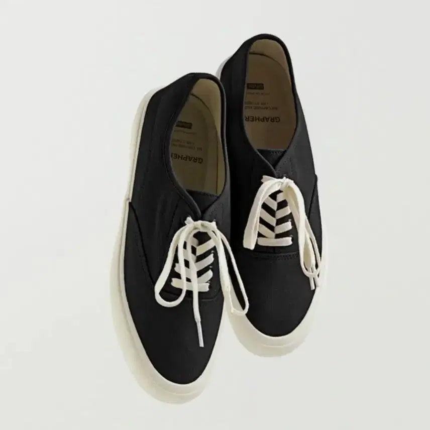 [BUNJANG] Graffalies Arcade Shoes Charcoal Ecru / 그라퍼리즈 아케이드 슈즈 챠콜 에크루