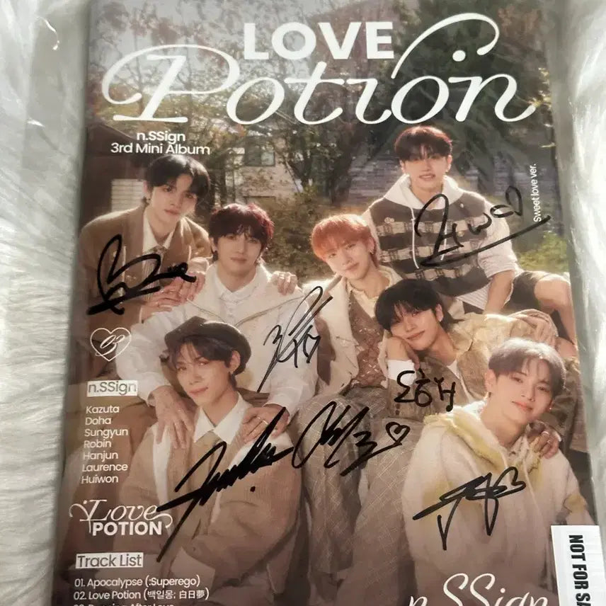 [BUNJANG] N.SSIGN Signed 3rd Mini Album 'LOVE POTION' / 엔싸인 n.ssign 친필 싸인 앨범
