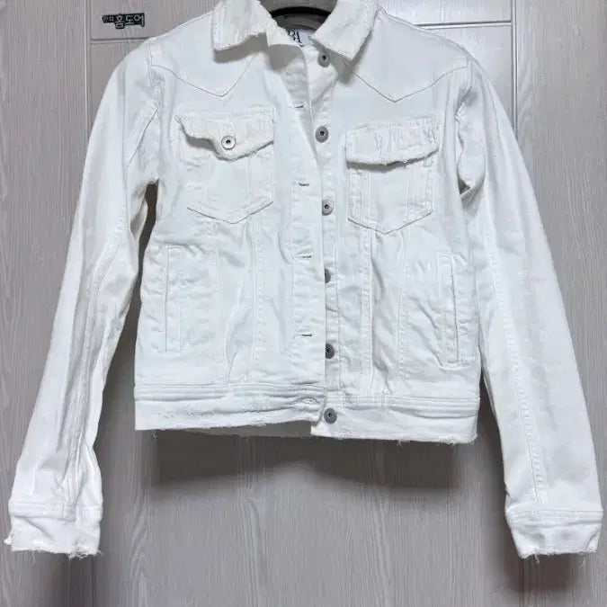 [BUNJANG] ZARA Women's White Denim Jacket (XS) / (미착용) 자라(ZARA) 여성 화이트 데님 자켓 (XS사이즈)