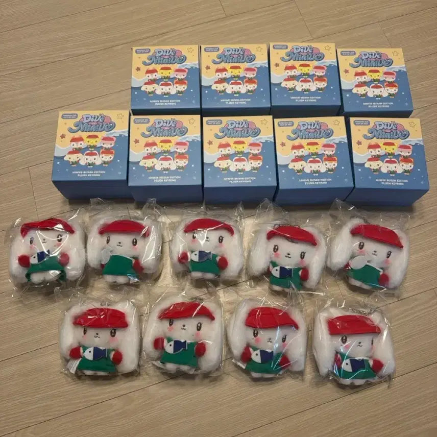 [BUNJANG] IVE MiniV Busan Cherry Wonyoung Plush Keychain / 아이브 미니브 부산 체리 원영 플러시 키링