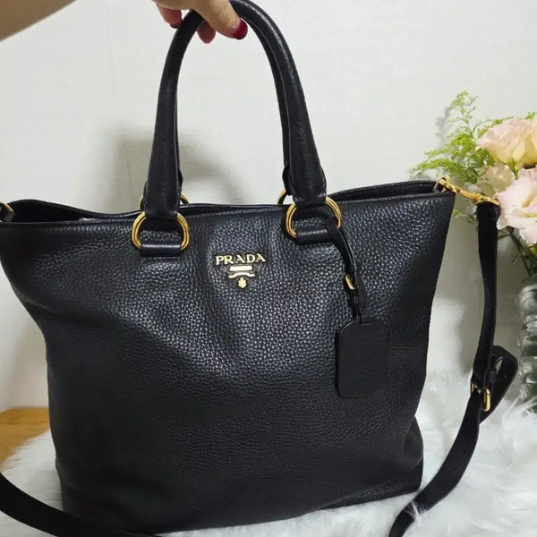 [BUNJANG] Prada Vitello Daino Leather Tote Bag Black Gold Hardware / 프라다 비텔로 다이노 토트백