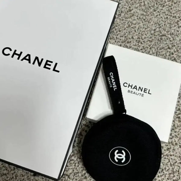 [BUNJANG] Chanel Beauty Round Pouch Black / 샤넬 뷰티 원형 파우치 블랙