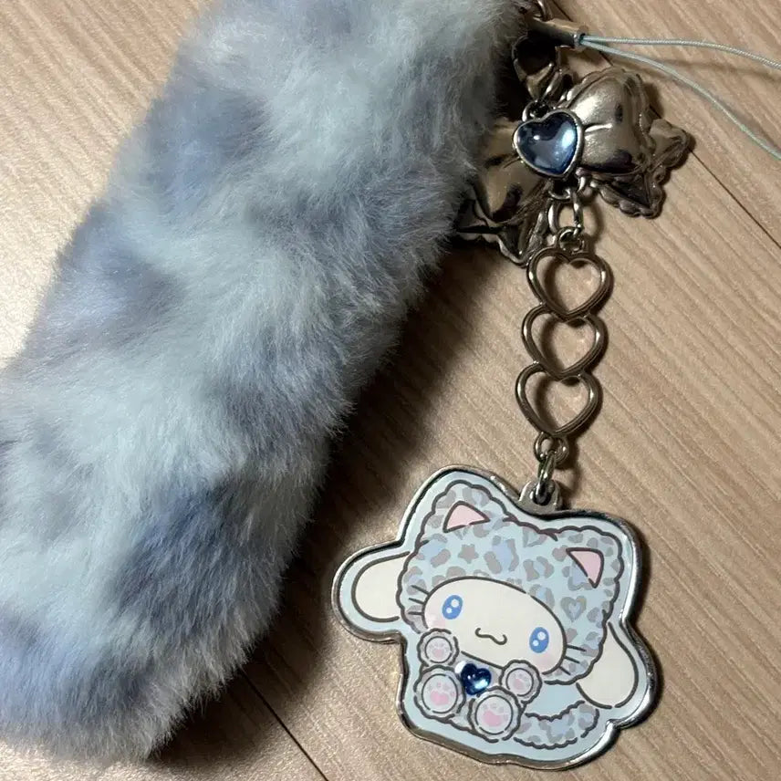 [BUNJANG] Sanrio Gyaru Neko Tail Charm / 산리오 갸루네코 꼬리키링