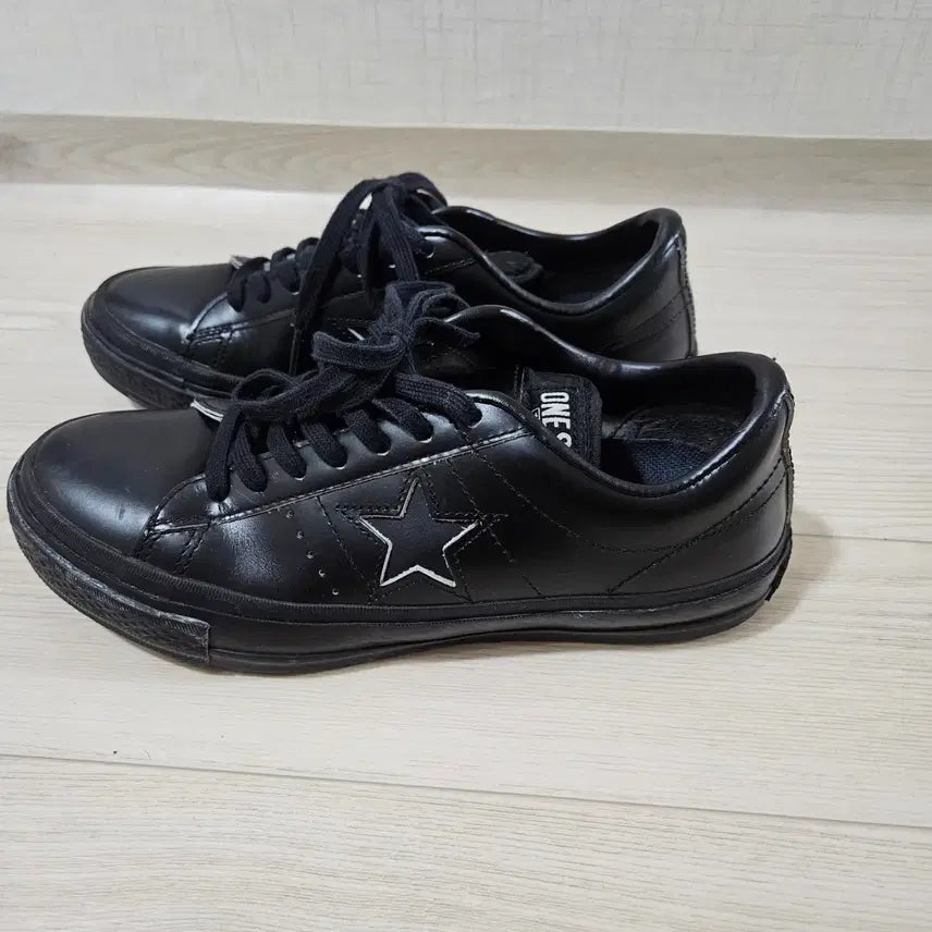 [BUNJANG] Converse One Star Black Leather Japan 235 / 컨버스 원스타 블랙 레더 재팬