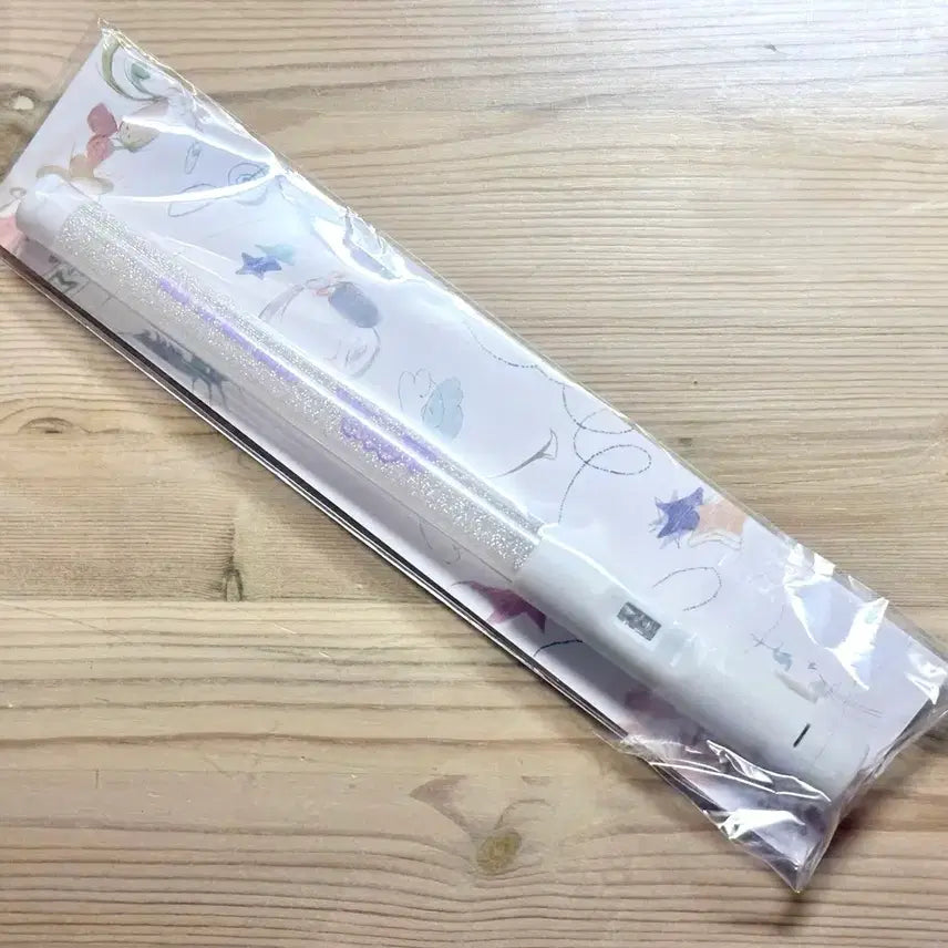 [BUNJANG] ILLIT Debut Promotional Lightstick (Sealed) / 아일릿 데뷔 활동 임시응원봉(미개봉)