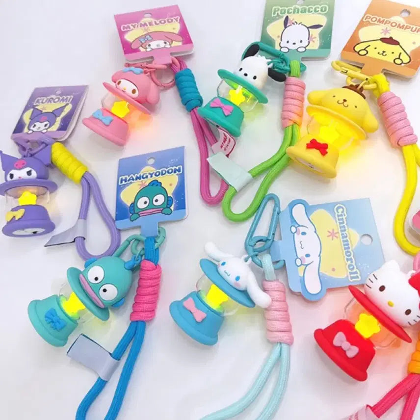 [BUNJANG] Sanrio Characters Lantern Keychain - My Melody, Pochacco / 산리오 캐릭터 랜턴 키링 포차코 마이멜로디