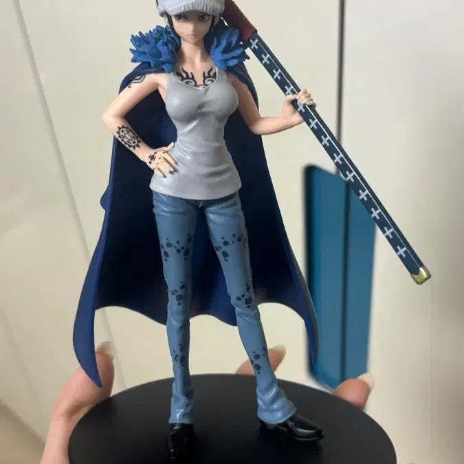 [BUNJANG] One Piece Trafalgar Law Figure / 원피스 트라팔가 로 로우 피규어