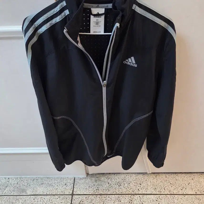 [BUNJANG] Adidas Black Windbreaker Jacket Size 95 / 아디다스 바람막이 95