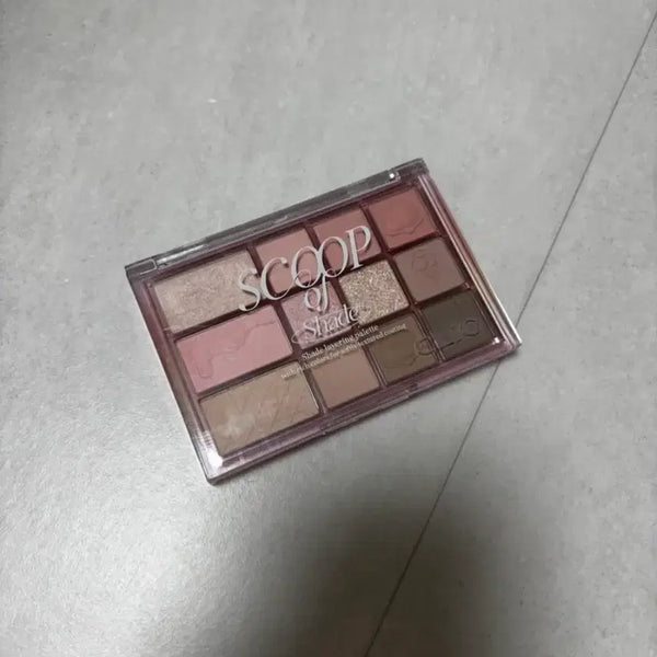 [BUNJANG] Clio Scoop of Shade Eyeshadow Palette / 화장품 일괄 양도 교신 에이블리 판 매 웜톤 봄웜 쿨톤 여쿨 핑잘봄 클리오 스쿱 오브 쉐이드