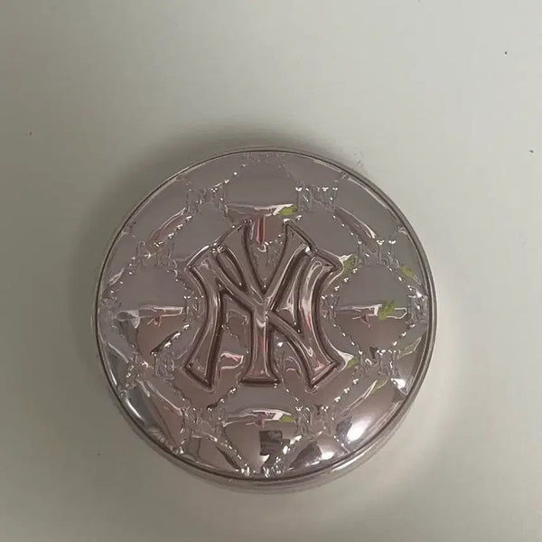 [BUNJANG] Banila Co. MLB Collaboration Cushion Case + Pouch / 바닐라코 mlb 쿠션 케이스+파우치