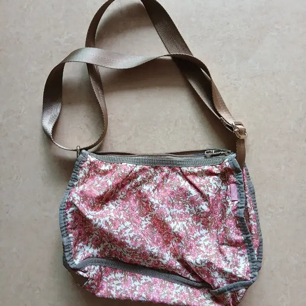 [BUNJANG] Liberty Flower Pattern Crossbody Bag / 리버티 플라워 패턴 크로스백