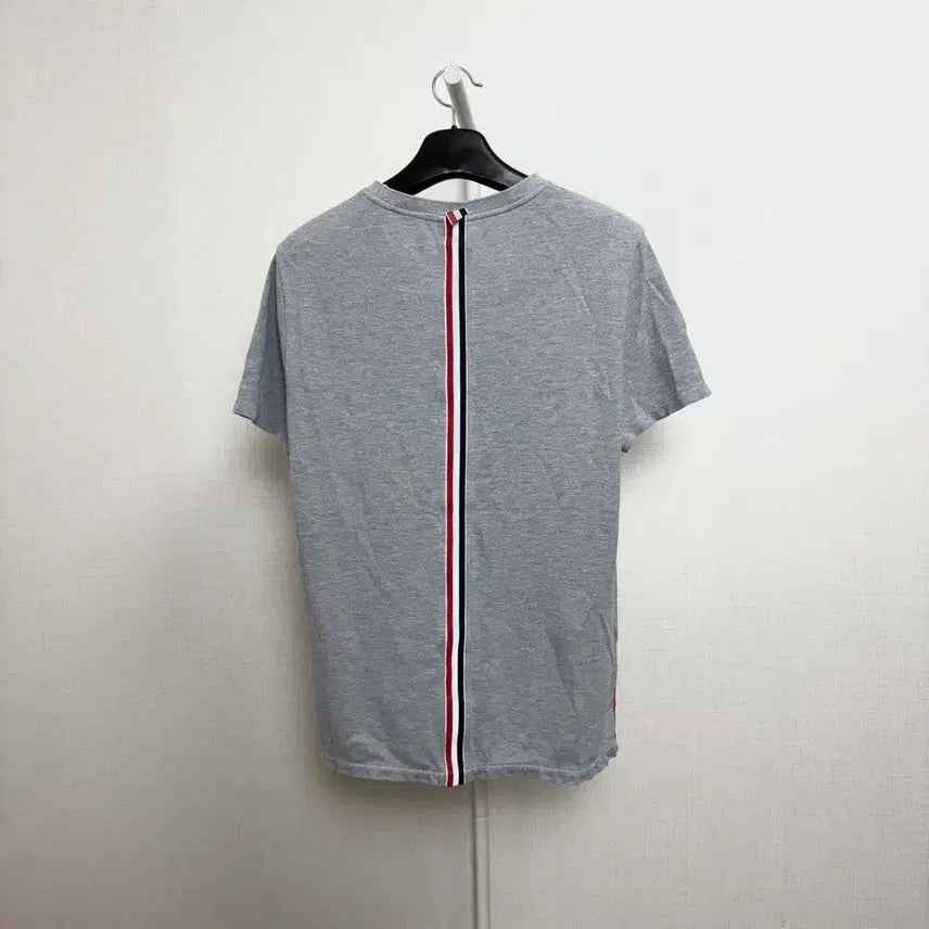 [BUNJANG] Thom Browne Back Tricolor Stripe Short Sleeve T-Shirt Grey Size 4 / [4] 톰브라운 백삼선 반팔 그레이
