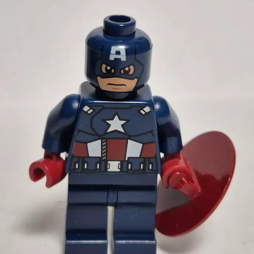 [BUNJANG] LEGO Marvel Captain America Minifigure 6865 / 레고 마블 캡틴 아메리카 미니피규어 6865