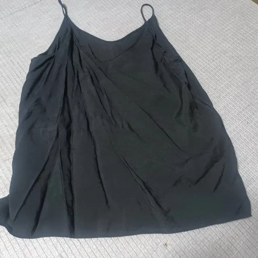 [BUNJANG] Standalone Sleeveless Shirt / 스탠드얼론 나시 셔츠
