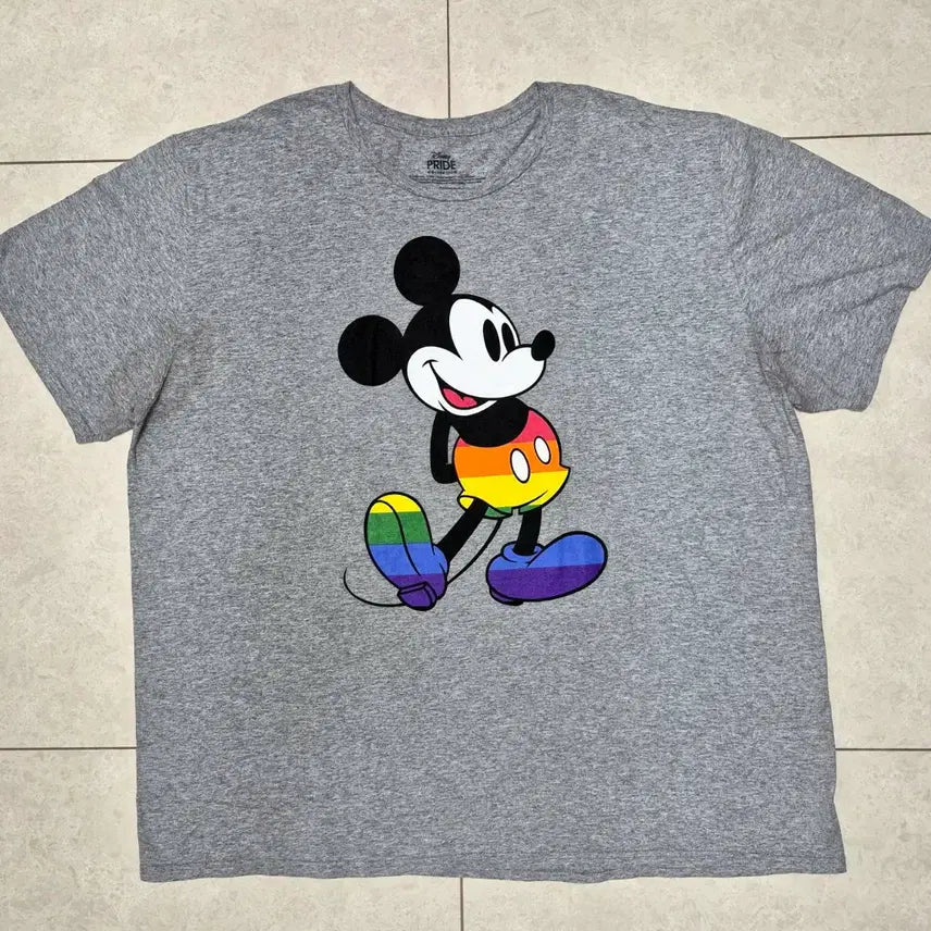 [BUNJANG] Disney Pride Collection Rainbow Mickey Mouse T-Shirt (3XL) / 2020s DISNEY 'Pride Collection' Rainbow Mickey Mouse T-Shirt (3XL)