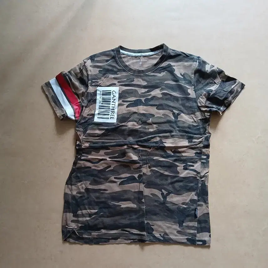[BUNJANG] Ganthre Camouflage Short Sleeve T-Shirt / 간트리 카모플라주 반팔 티셔츠