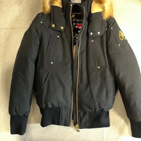 [BUNJANG] Moose Knuckles Black Gold Trim Padded Jacket M / 무스너클 패딩 금장 M 블랙